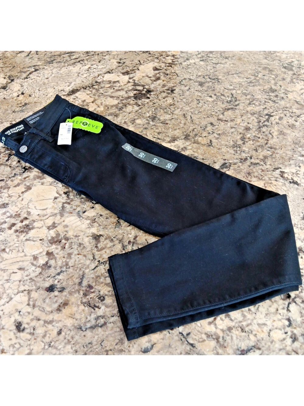 With $64 Tags R Jeans The Sculpting Skinny Jeans Womens Petite 30 Black Like New